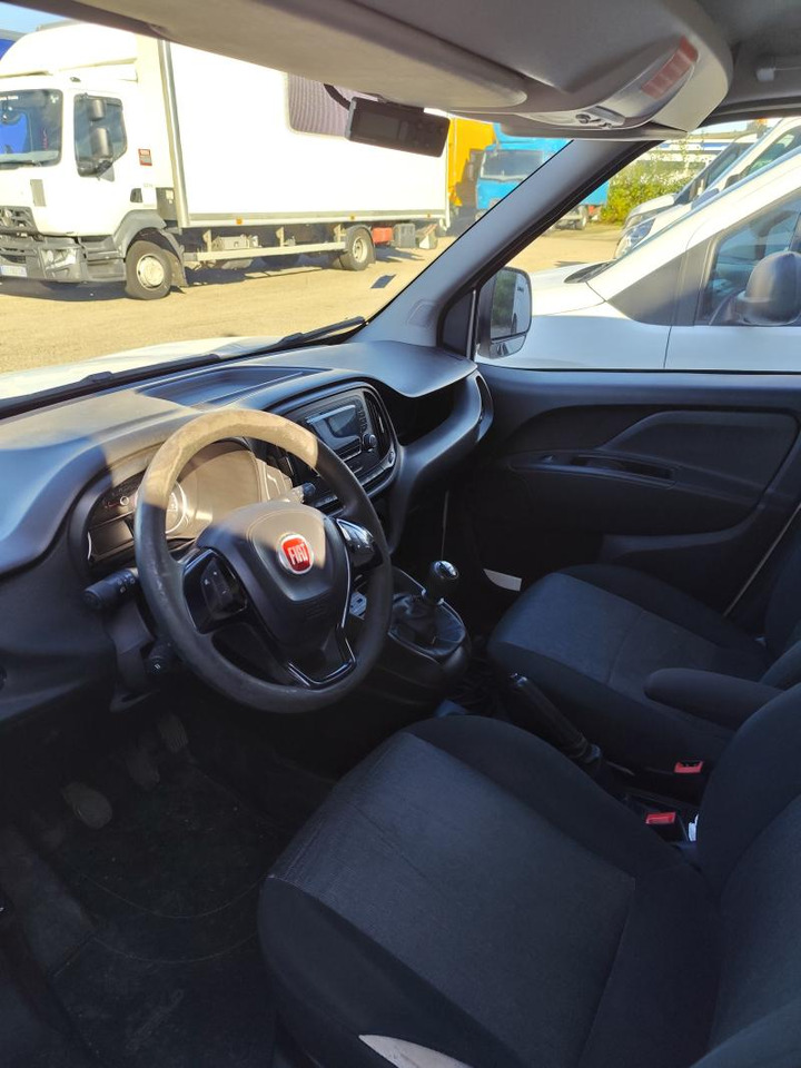 Fiat Doblo Maxi 105 cv PC avec caisse frigorifique - Van berpendingin: gambar 3 Fiat Doblo Maxi 105 cv PC avec caisse frigorifique - Van berpendingin: gambar 3