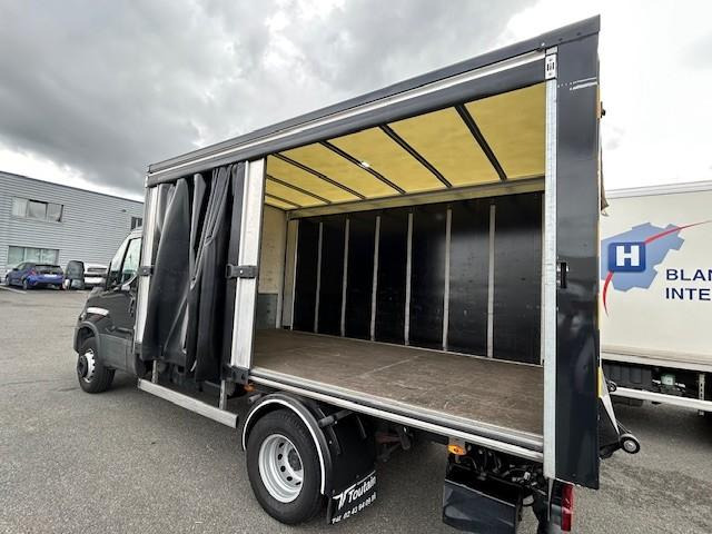 Iveco Daily 70C16 Plateau Brasseur Rideaux coulissant Hayon rabattable - Van dengan terpal samping: gambar 4 Iveco Daily 70C16 Plateau Brasseur Rideaux coulissant Hayon rabattable - Van dengan terpal samping: gambar 4
