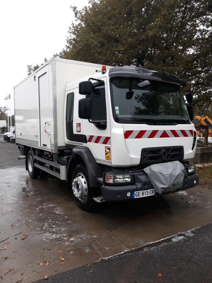 Renault D 13 HIGH K P4X2 280CV - Truk box: gambar 2 Renault D 13 HIGH K P4X2 280CV - Truk box: gambar 2