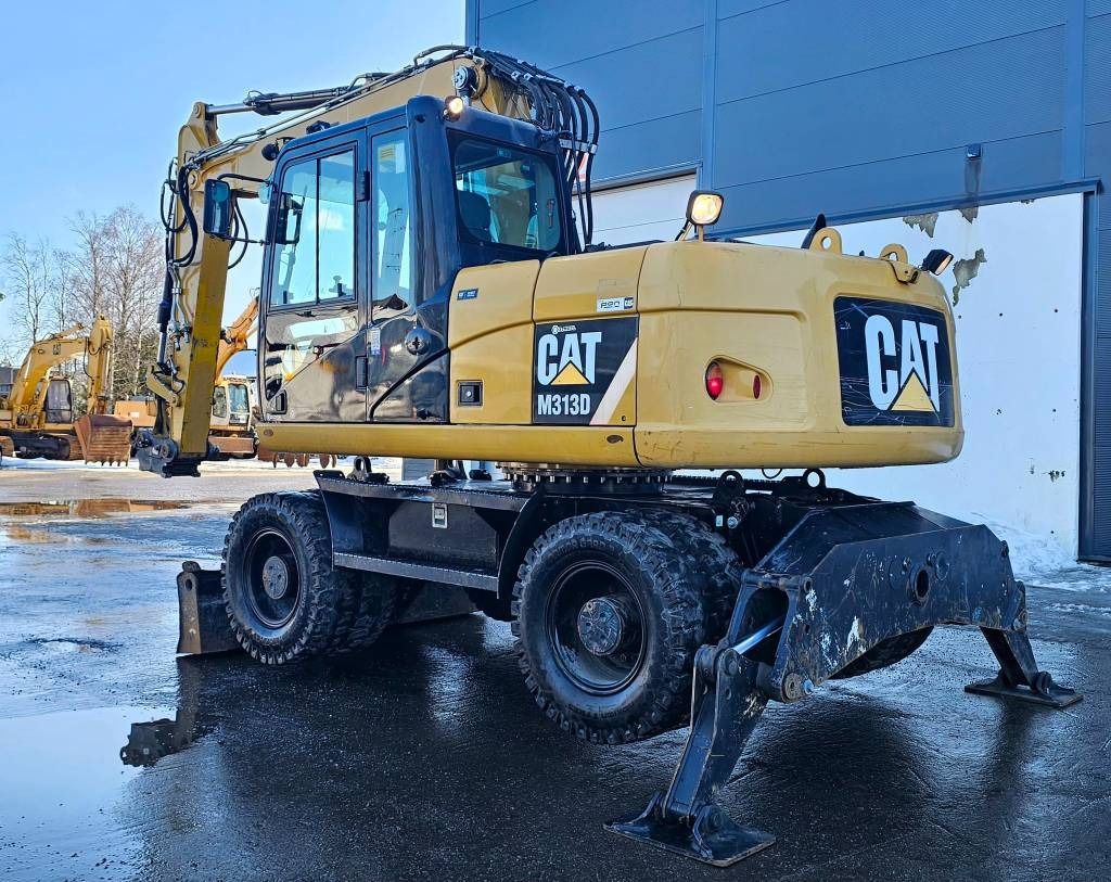 CAT M 313 D - Ekskavator roda: gambar 3 CAT M 313 D - Ekskavator roda: gambar 3