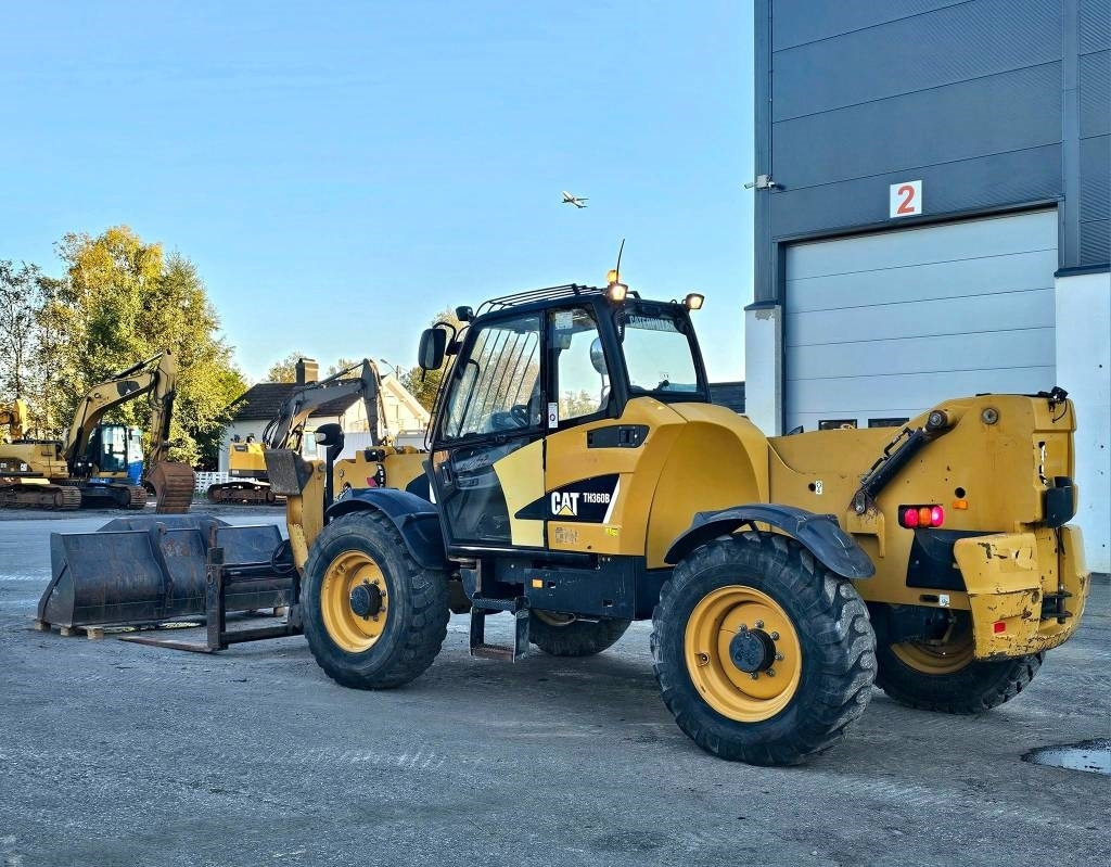 CAT TH 360 B - Telehandler: gambar 4 CAT TH 360 B - Telehandler: gambar 4