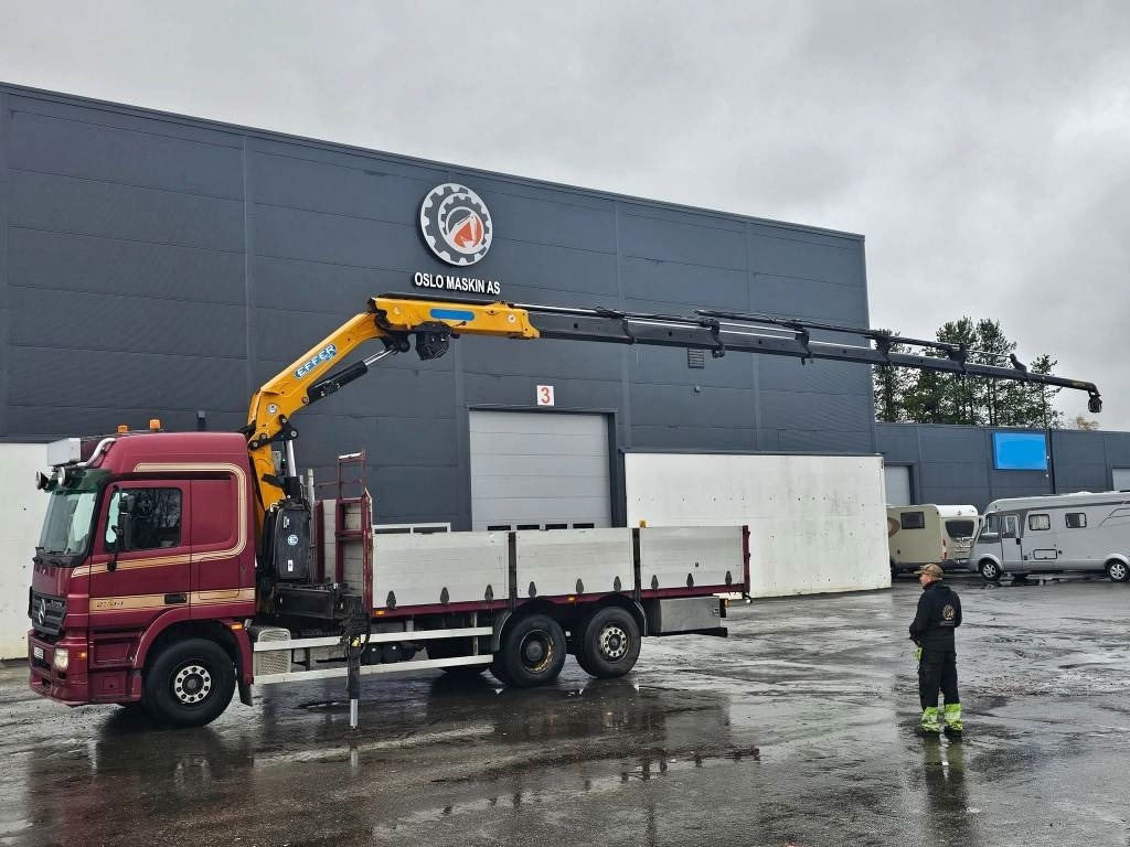 Mercedes-Benz Actros 2544  - Truk derek: gambar 2 Mercedes-Benz Actros 2544  - Truk derek: gambar 2