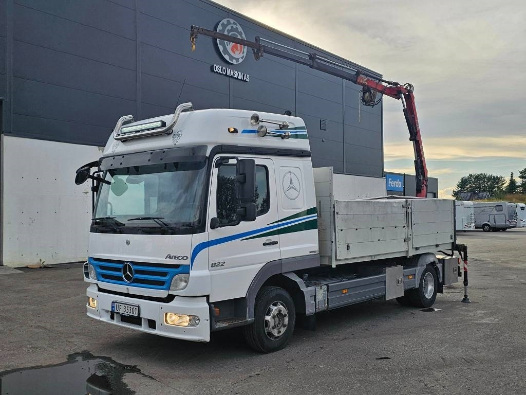 Mercedes-Benz Atego 822 L - Truk flatbed: gambar 2 Mercedes-Benz Atego 822 L - Truk flatbed: gambar 2