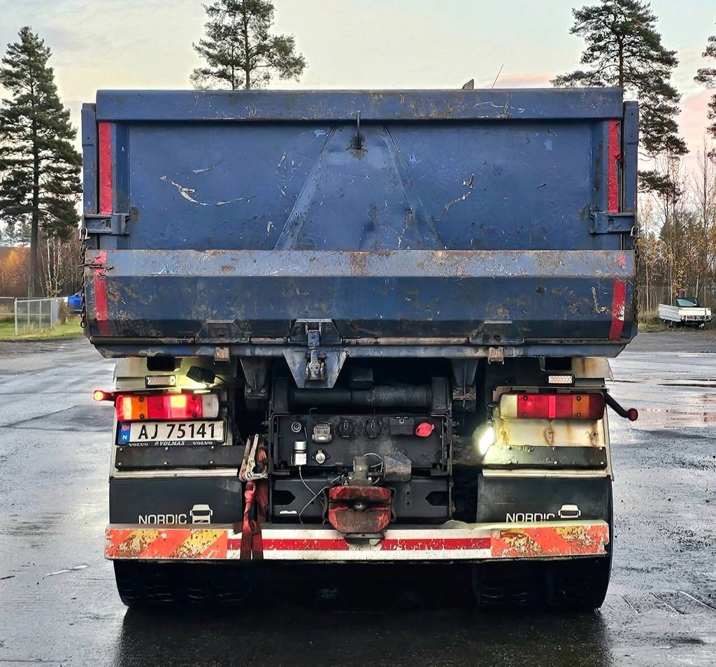 Volvo FH 16 700  - Truk jungkit: gambar 5 Volvo FH 16 700  - Truk jungkit: gambar 5