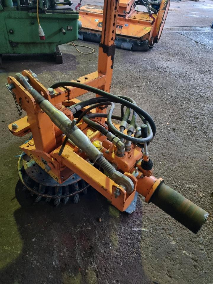 Dücker PFP 600 Wildkrautbürste Wildkrautbesen Mähausleger Böschungsmulcher Böschungsmäher UNA DUA 700 800 600 500 für Unimog Mulag Gilbers - Sapu: gambar 3 Dücker PFP 600 Wildkrautbürste Wildkrautbesen Mähausleger Böschungsmulcher Böschungsmäher UNA DUA 700 800 600 500 für Unimog Mulag Gilbers - Sapu: gambar 3