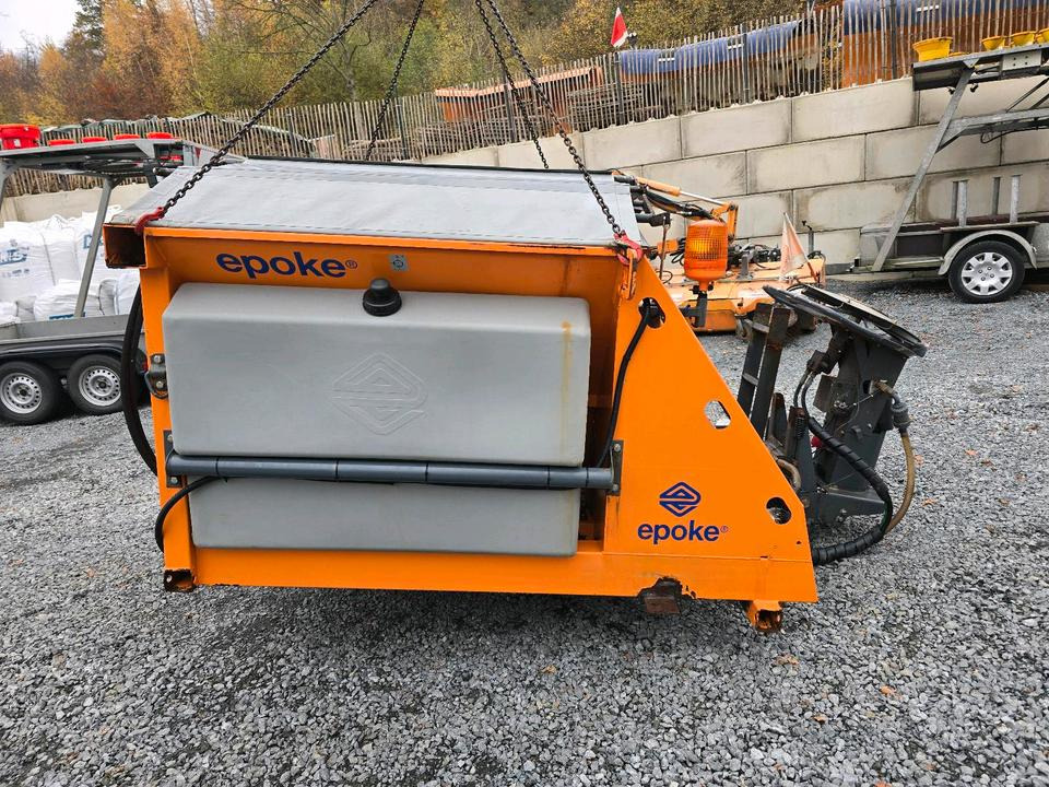 Epoke SH3101 Salzstreuer 1,3m3 Salzsilo passend für Multicar Tremo Lindner Winterdienst Aufbaustreuer Streuautomat Schmidt Küpper-Weisser - Penyebar pasir/ Garam: gambar 2 Epoke SH3101 Salzstreuer 1,3m3 Salzsilo passend für Multicar Tremo Lindner Winterdienst Aufbaustreuer Streuautomat Schmidt Küpper-Weisser - Penyebar pasir/ Garam: gambar 2