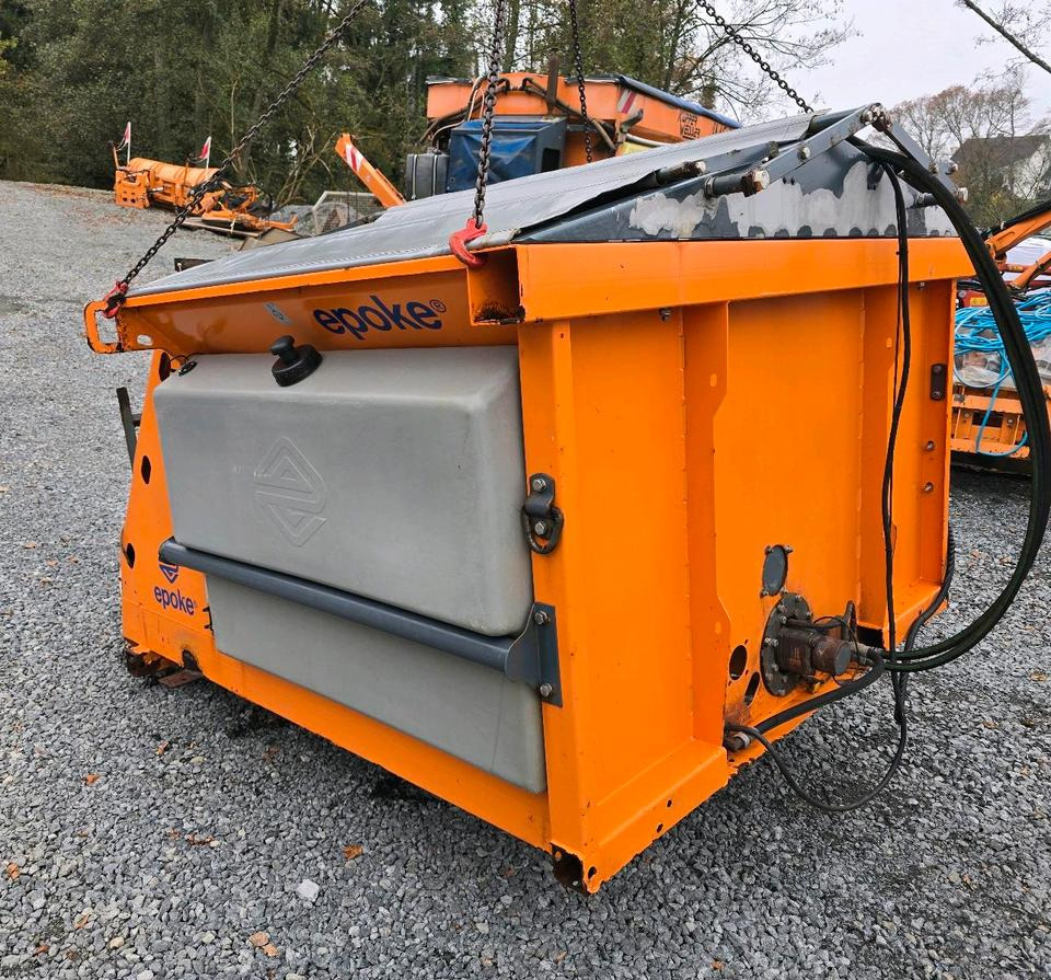 Epoke SH3101 Salzstreuer 1,3m3 Salzsilo passend für Multicar Tremo Lindner Winterdienst Aufbaustreuer Streuautomat Schmidt Küpper-Weisser - Penyebar pasir/ Garam: gambar 3 Epoke SH3101 Salzstreuer 1,3m3 Salzsilo passend für Multicar Tremo Lindner Winterdienst Aufbaustreuer Streuautomat Schmidt Küpper-Weisser - Penyebar pasir/ Garam: gambar 3