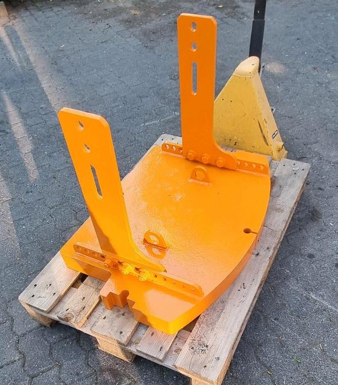 Heckgewicht Unimog 405 U400 U 300 500 400 318 423 427 429 430 530 527 535 Kontergewicht Mulag Mähausleger Böschungsmulcher Dücker - Counterweight: gambar 2 Heckgewicht Unimog 405 U400 U 300 500 400 318 423 427 429 430 530 527 535 Kontergewicht Mulag Mähausleger Böschungsmulcher Dücker - Counterweight: gambar 2