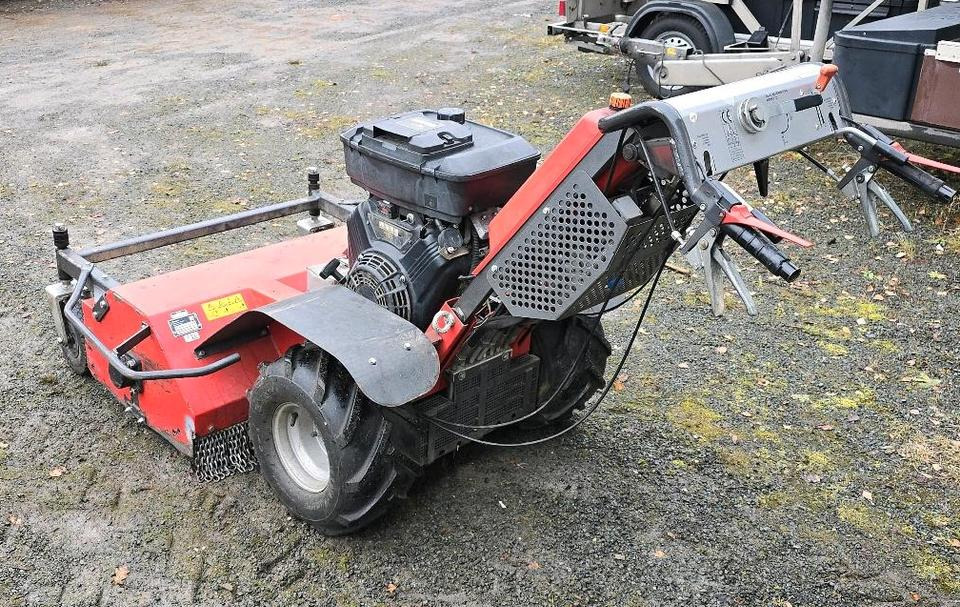 Kersten RCH 18100 Motormäher Böschungsmäher Böschungsmulcher Hangmäher Mulchmäher Rasenmäher Mähraupe Irus - Mesin pemotong rumput: gambar 2 Kersten RCH 18100 Motormäher Böschungsmäher Böschungsmulcher Hangmäher Mulchmäher Rasenmäher Mähraupe Irus - Mesin pemotong rumput: gambar 2