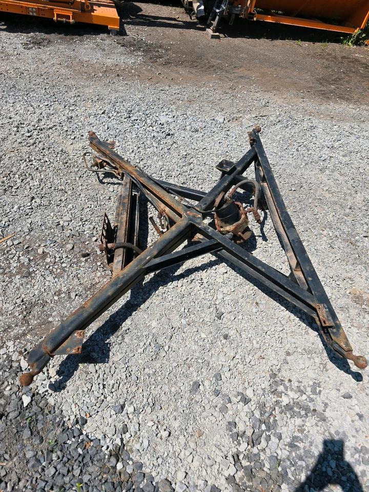 Kipperspinne Unimog 424 427 436 Mercedes Benz Kipperrahmen Kippzylinder Kipperstempel U 1000 1200 1400 1600 1500 1300 2100 - Bingkai/ Sasis untuk Truk: gambar 2 Kipperspinne Unimog 424 427 436 Mercedes Benz Kipperrahmen Kippzylinder Kipperstempel U 1000 1200 1400 1600 1500 1300 2100 - Bingkai/ Sasis untuk Truk: gambar 2