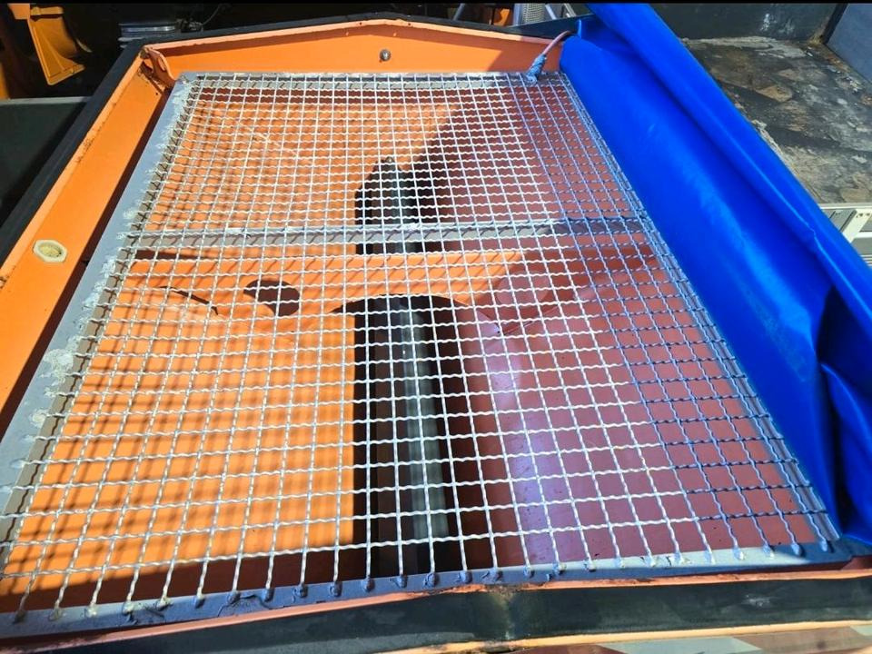 Küpper-Weisser IMSSN 1,6m3 J18016H IMSSF Salzstreuer Winterdienst Streuautomat Streusilo Solestreuer passend für Multicar Ladog Lidner - Penyebar pasir/ Garam: gambar 2 Küpper-Weisser IMSSN 1,6m3 J18016H IMSSF Salzstreuer Winterdienst Streuautomat Streusilo Solestreuer passend für Multicar Ladog Lidner - Penyebar pasir/ Garam: gambar 2