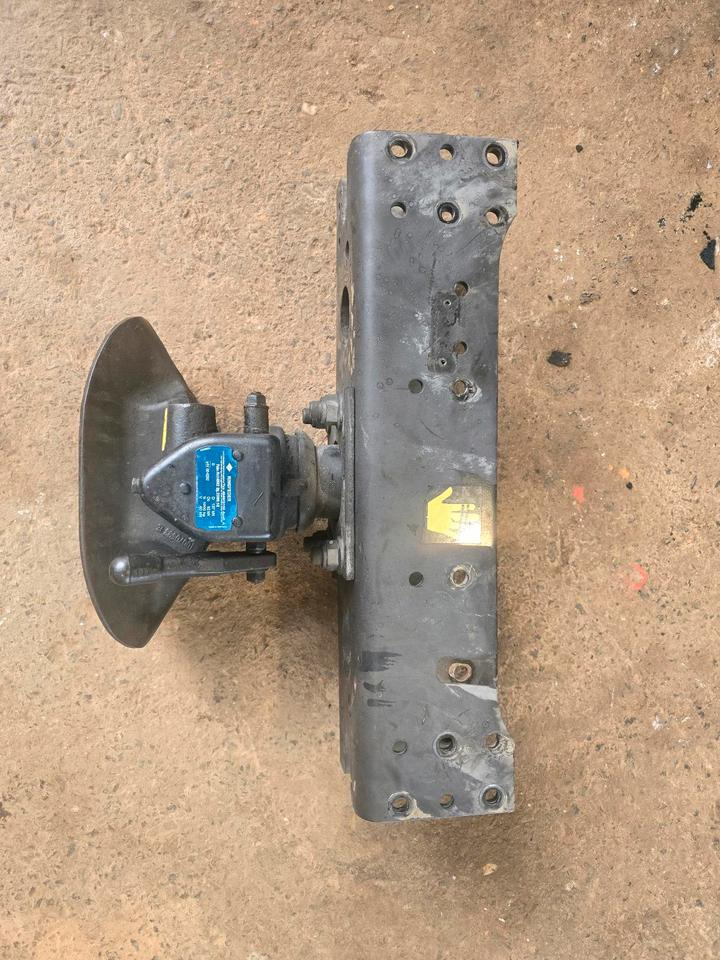 Ringfeder Anhängerkupplung für Unimog U 300 400 500 Anhängermaul Anhängerzugöse Zugmaul Mercedes Benz Zugöse Q36 Q33 Querträger ZGN UGE 405/10 405/12 - Lampiran untuk Truk: gambar 5 Ringfeder Anhängerkupplung für Unimog U 300 400 500 Anhängermaul Anhängerzugöse Zugmaul Mercedes Benz Zugöse Q36 Q33 Querträger ZGN UGE 405/10 405/12 - Lampiran untuk Truk: gambar 5