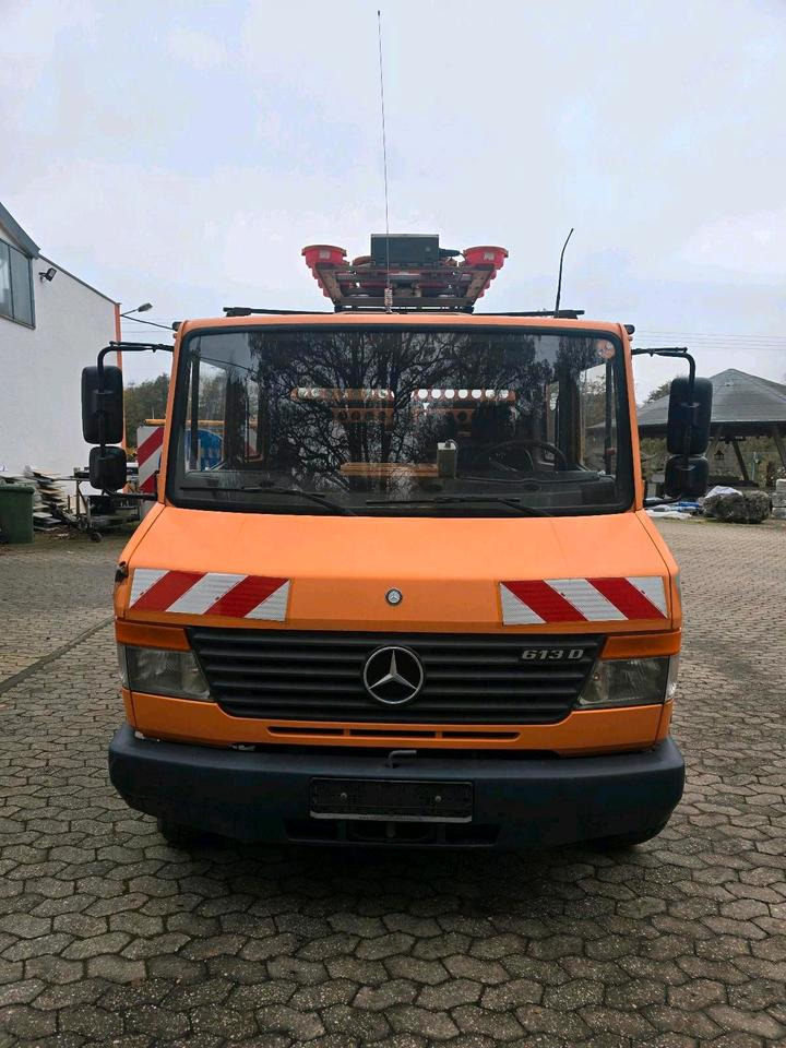Mercedes-Benz Vario 613D Bluetec 5 Pritsche Doka LKW - Van flatbed, Van kombi: gambar 4 Mercedes-Benz Vario 613D Bluetec 5 Pritsche Doka LKW - Van flatbed, Van kombi: gambar 4