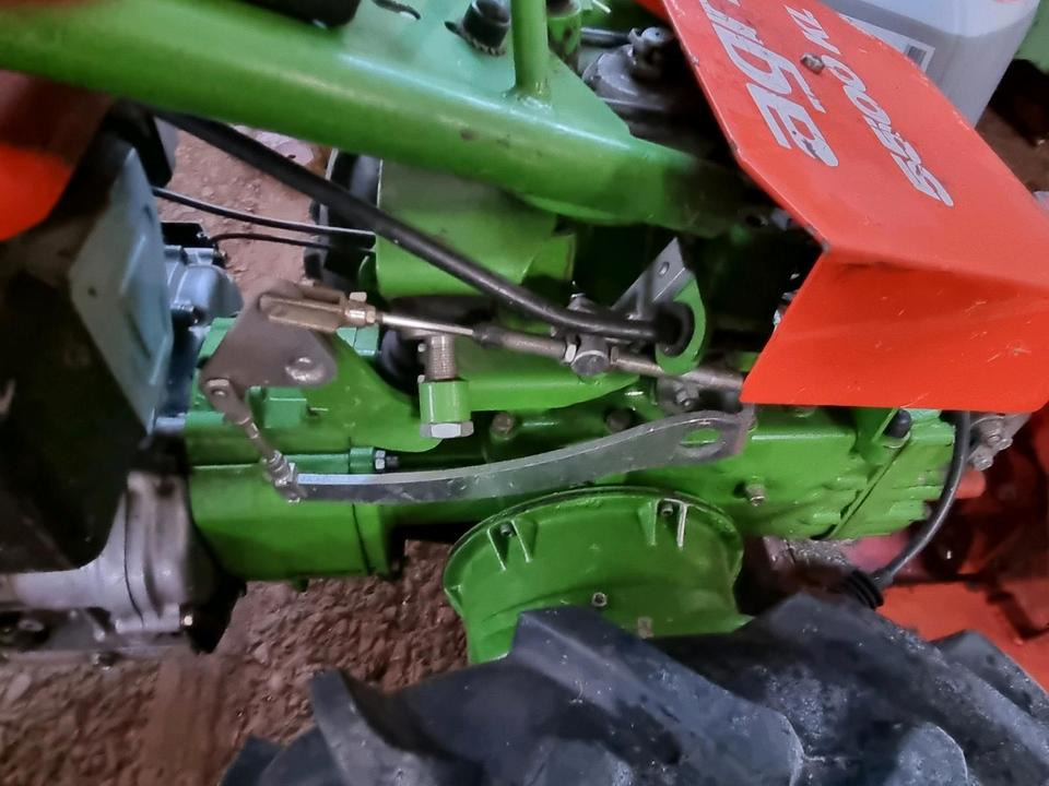 Motormäher Agria 5500 KL Grizzly Böschungsmulcher Hangmäher Reform Aebi Rasenmäher Mähausleger Böschungsmulcher Seitenmulcher Mulchgerät - Mesin pemotong rumput: gambar 5 Motormäher Agria 5500 KL Grizzly Böschungsmulcher Hangmäher Reform Aebi Rasenmäher Mähausleger Böschungsmulcher Seitenmulcher Mulchgerät - Mesin pemotong rumput: gambar 5