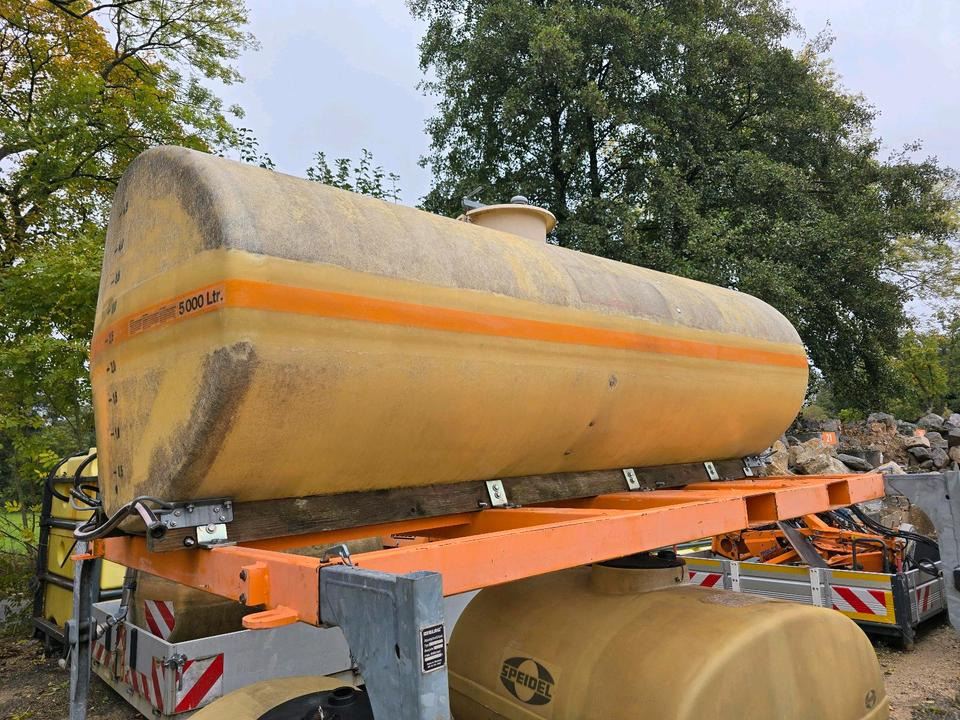 Mulag 5000FL 5m3 Wassertank Speidel Wasserfass für Unimog UGE UGN 405 U300 400 500 427 430 LKW Boschung wassertank Laugentank Bewässerung 5000liter LKW - Kontainer tangki: gambar 2 Mulag 5000FL 5m3 Wassertank Speidel Wasserfass für Unimog UGE UGN 405 U300 400 500 427 430 LKW Boschung wassertank Laugentank Bewässerung 5000liter LKW - Kontainer tangki: gambar 2