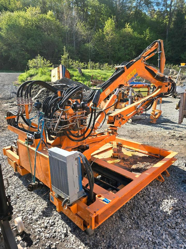 Mulag MHU 800 2013 Mähausleger Böschungsmäher Böschungsmulcher für Unimog 405 U 300 400 500 318 423 427 430 527 535 530 Mercedes-Benz - Mesin pemotong boom: gambar 1 Mulag MHU 800 2013 Mähausleger Böschungsmäher Böschungsmulcher für Unimog 405 U 300 400 500 318 423 427 430 527 535 530 Mercedes-Benz - Mesin pemotong boom: gambar 1