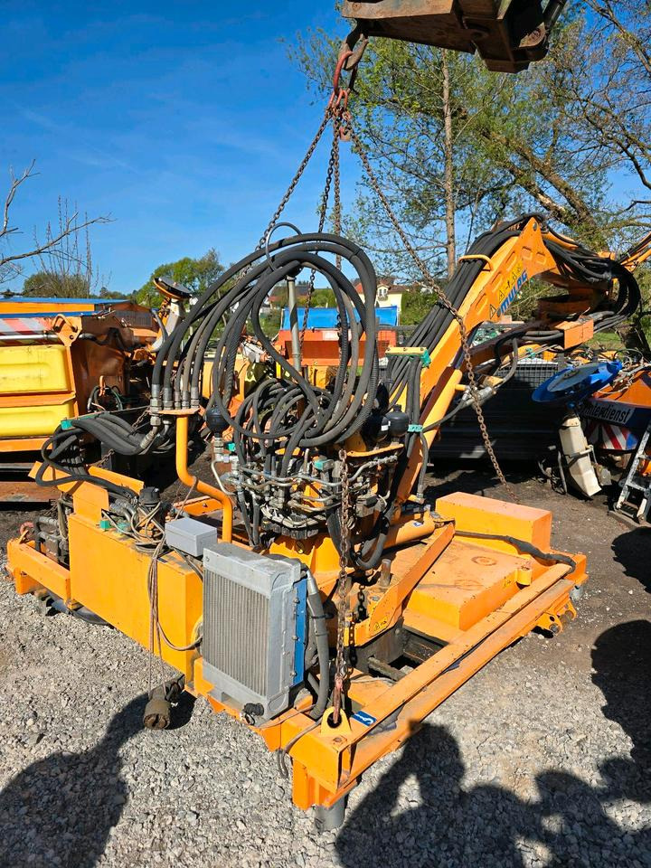 Mulag MHU 800 Mähausleger Böschungsmäher Böschungsmulcher für Unimog 405 U 300 400 500 318 423 427 430 527 535 530 Mercedes-Benz - Mesin pemotong boom: gambar 3 Mulag MHU 800 Mähausleger Böschungsmäher Böschungsmulcher für Unimog 405 U 300 400 500 318 423 427 430 527 535 530 Mercedes-Benz - Mesin pemotong boom: gambar 3