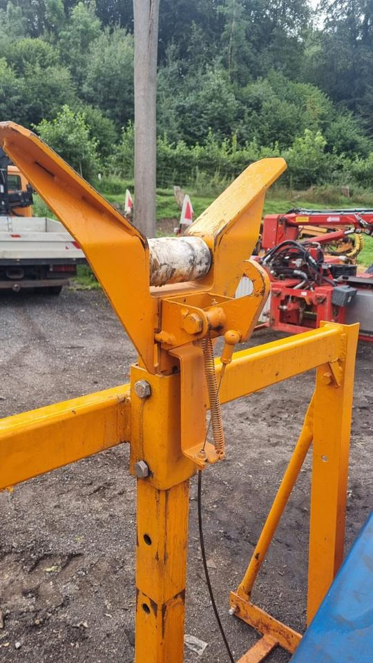 Mulag Parkrahmen für Unimog FME MKM Mähausleger Böschungsmulcher Böschungsmäher Seitenmulcher Randstreifenmäher U 300 400 500 405 427 530 Dücker - Bingkai/ Sasis untuk Kendaraan Kota/ Khusus: gambar 3 Mulag Parkrahmen für Unimog FME MKM Mähausleger Böschungsmulcher Böschungsmäher Seitenmulcher Randstreifenmäher U 300 400 500 405 427 530 Dücker - Bingkai/ Sasis untuk Kendaraan Kota/ Khusus: gambar 3