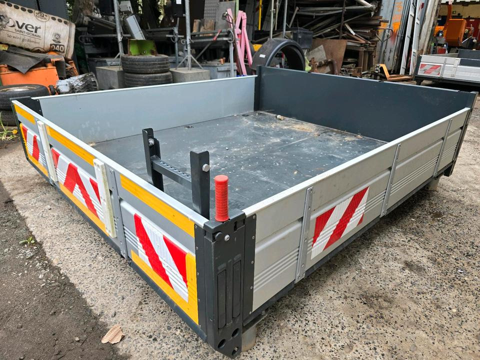 Neue Kipperpritsche Pritsche für Unimog 405 U 318 U318 423 430 429 327 435 U 400 300 290 Mercedes-Benz - Tukar tubuh jungkit: gambar 1 Neue Kipperpritsche Pritsche für Unimog 405 U 318 U318 423 430 429 327 435 U 400 300 290 Mercedes-Benz - Tukar tubuh jungkit: gambar 1