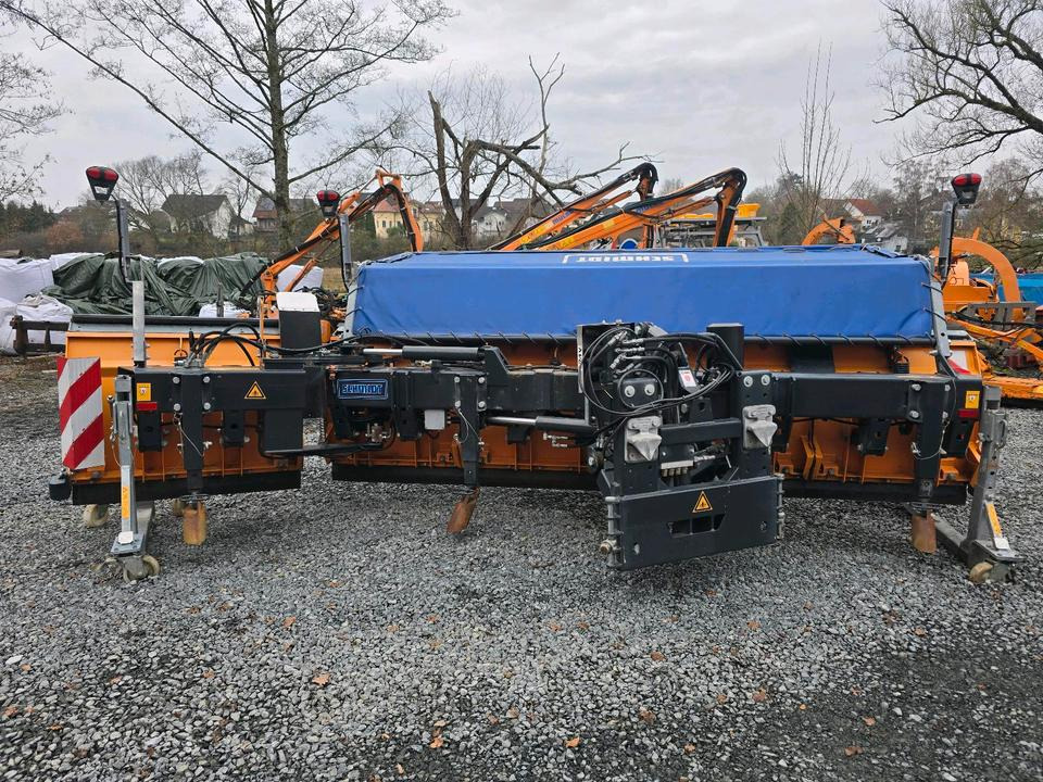 Neuer Schneepflug Schmidt ML 51-A 5,1m Schneeschild mit 24v Hydraulikanlage Schneeschieber Schmidt passend für LKW Autobahn Winterdienst - Bajak salju: gambar 3 Neuer Schneepflug Schmidt ML 51-A 5,1m Schneeschild mit 24v Hydraulikanlage Schneeschieber Schmidt passend für LKW Autobahn Winterdienst - Bajak salju: gambar 3