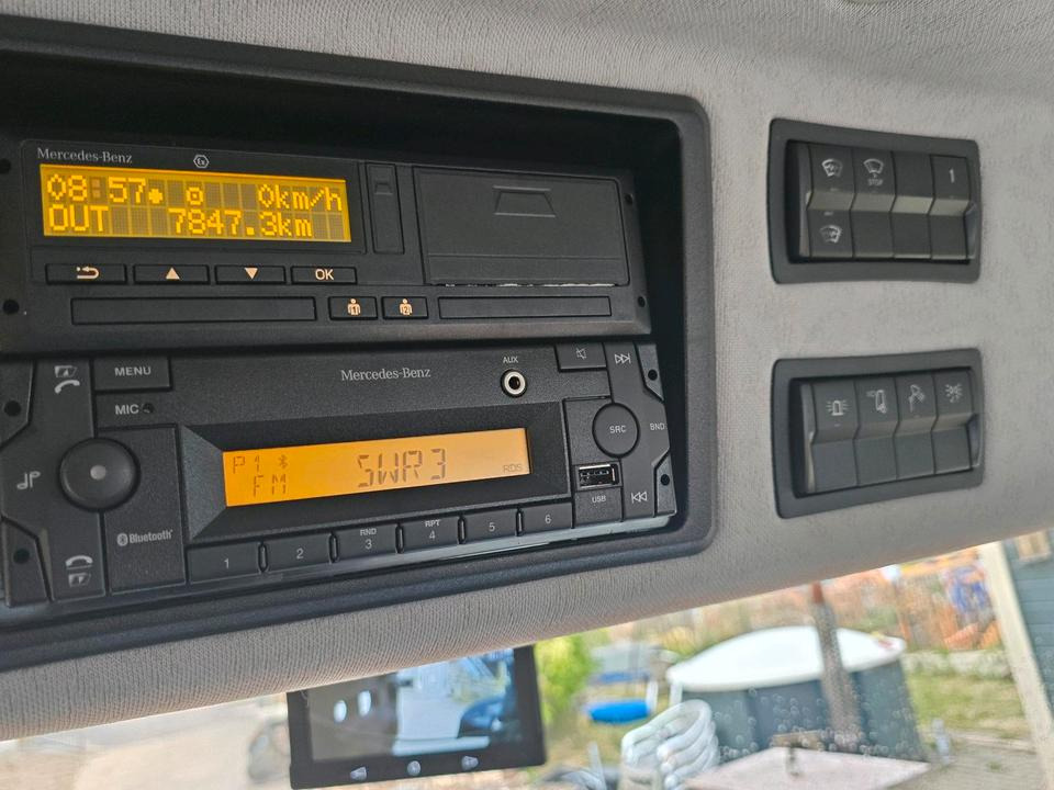 Truk bajak salju Neuwertiger Unimog U530 7800km EAS Easy-Drive Mercedes-Benz U 530 UGN UGE 405 527 535 435 430 Kipper: gambar 11