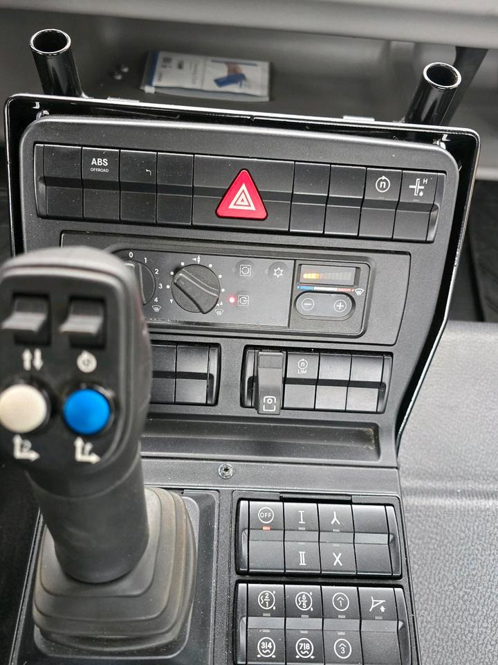 Truk bajak salju Neuwertiger Unimog U530 7800km EAS Easy-Drive Mercedes-Benz U 530 UGN UGE 405 527 535 435 430 Kipper: gambar 10
