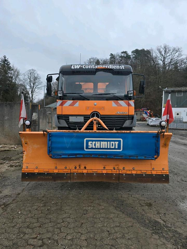 Mercedes-Benz Allrad Atego 1828 AK Absetzkipper Meiller Schmidt Schneepflug Küpper-Weisser Salzstreuer Allrad - Peralatan lainnya: gambar 5 Mercedes-Benz Allrad Atego 1828 AK Absetzkipper Meiller Schmidt Schneepflug Küpper-Weisser Salzstreuer Allrad - Peralatan lainnya: gambar 5