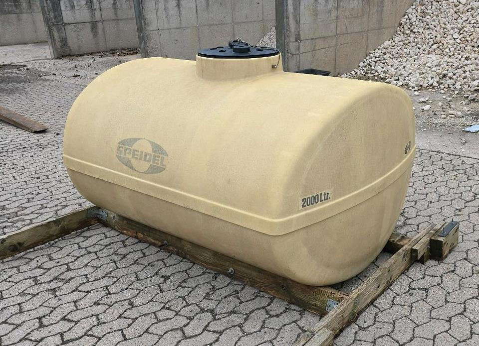 Schmidt Mulag 2m3 Wassertank Wasserfass Speidel für Unimog UGE UGN 405 U300 400 500 427 430 LKW Boschung wassertank Laugentank Bewässerung 5000liter - Kontainer tangki: gambar 1 Schmidt Mulag 2m3 Wassertank Wasserfass Speidel für Unimog UGE UGN 405 U300 400 500 427 430 LKW Boschung wassertank Laugentank Bewässerung 5000liter - Kontainer tangki: gambar 1