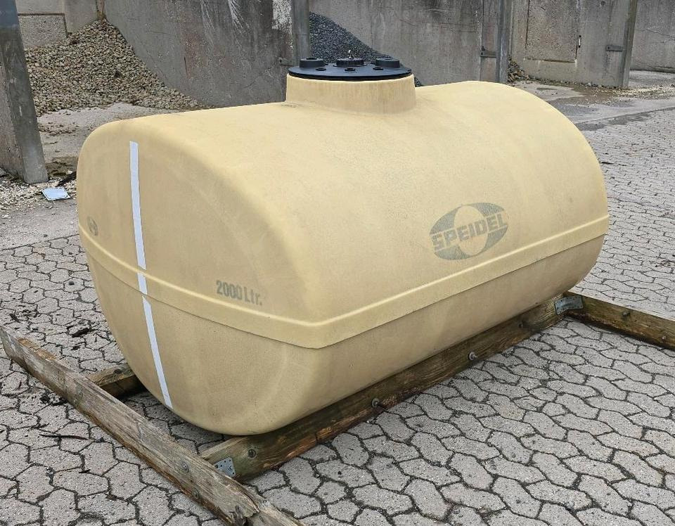 Schmidt Mulag 2m3 Wassertank Wasserfass Speidel für Unimog UGE UGN 405 U300 400 500 427 430 LKW Boschung wassertank Laugentank Bewässerung 5000liter - Kontainer tangki: gambar 5 Schmidt Mulag 2m3 Wassertank Wasserfass Speidel für Unimog UGE UGN 405 U300 400 500 427 430 LKW Boschung wassertank Laugentank Bewässerung 5000liter - Kontainer tangki: gambar 5