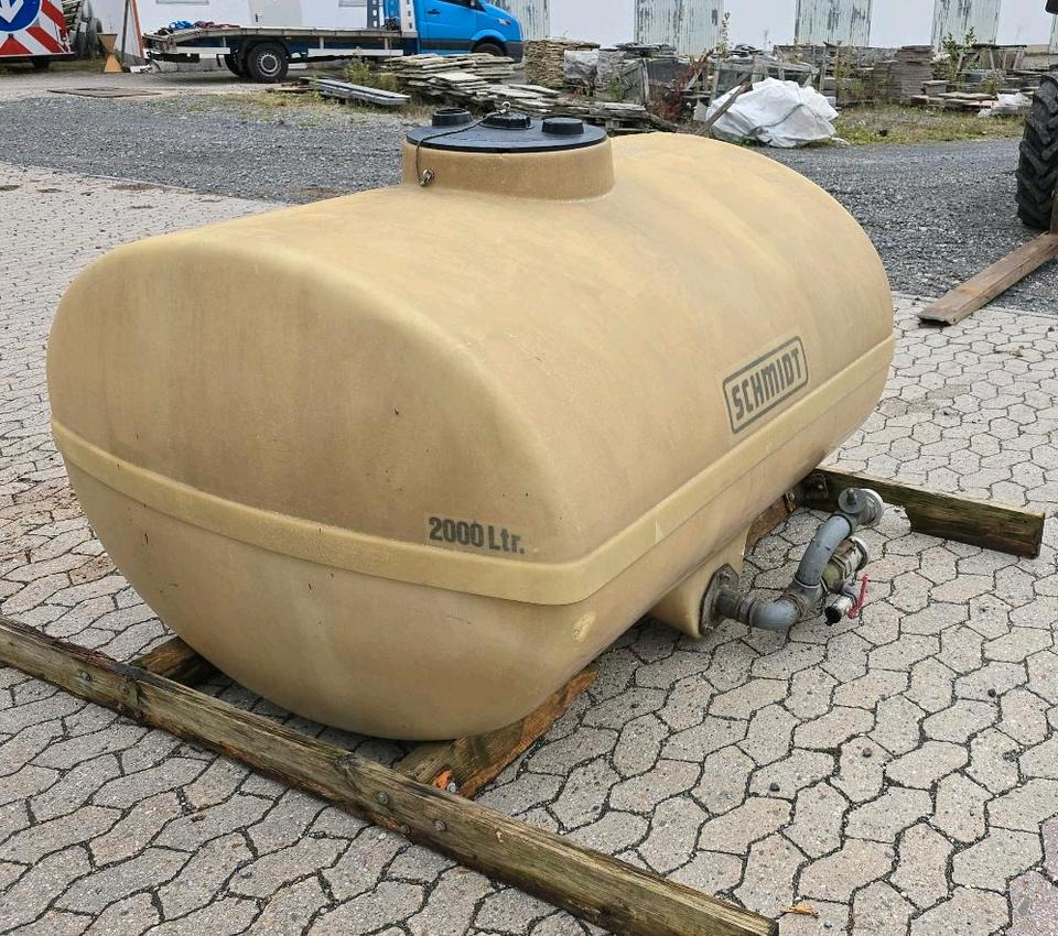 Schmidt Mulag 2m3 Wassertank Wasserfass Speidel für Unimog UGE UGN 405 U300 400 500 427 430 LKW Boschung wassertank Laugentank Bewässerung 5000liter - Kontainer tangki: gambar 3 Schmidt Mulag 2m3 Wassertank Wasserfass Speidel für Unimog UGE UGN 405 U300 400 500 427 430 LKW Boschung wassertank Laugentank Bewässerung 5000liter - Kontainer tangki: gambar 3