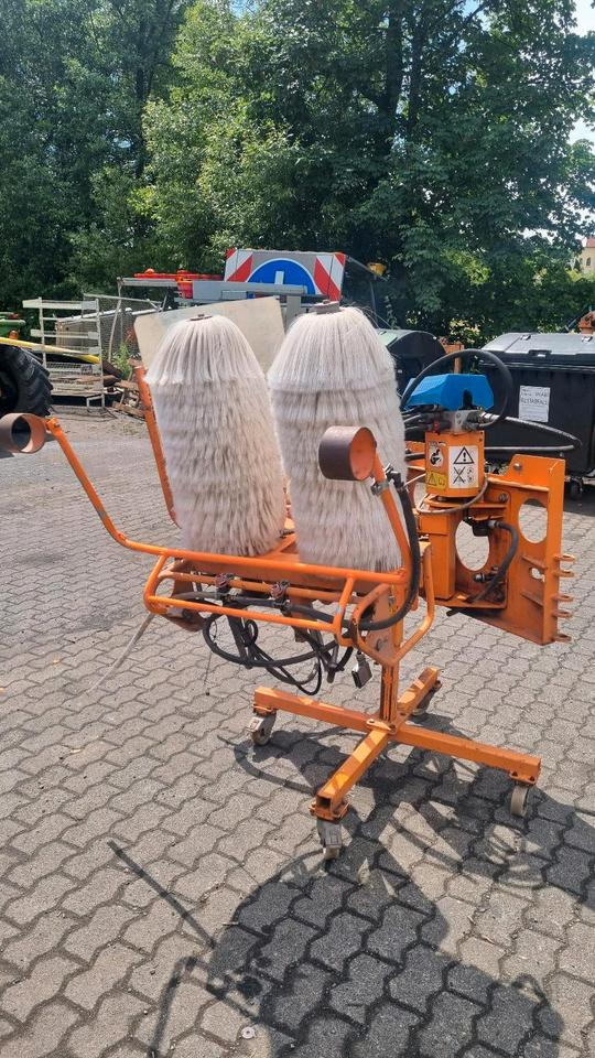 Schmidt RPS-H Leitpfostenwaschgerät Mulag Leitblankenwaschgerät für Unimog 405 u300 400 500 423 318 430 427 527 - Sapu: gambar 3 Schmidt RPS-H Leitpfostenwaschgerät Mulag Leitblankenwaschgerät für Unimog 405 u300 400 500 423 318 430 427 527 - Sapu: gambar 3