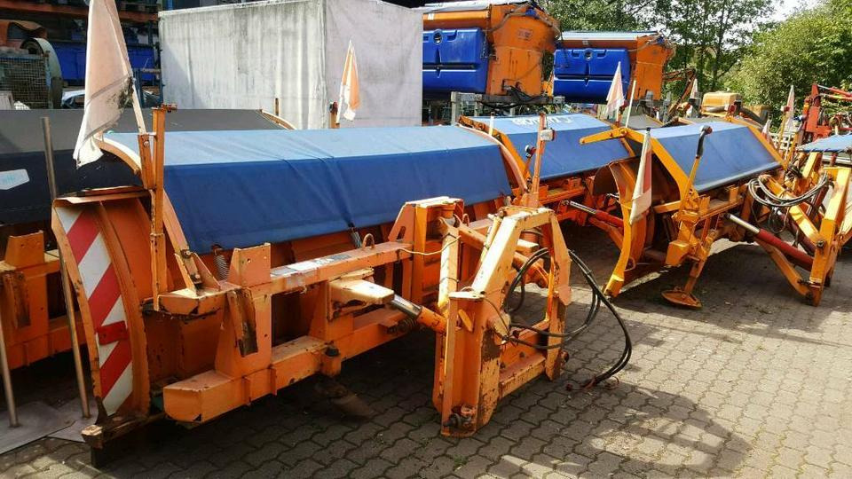 Schneepflug Schmidt Beilhack Winterdienst Schneeschild Unimog - Bajak salju: gambar 2 Schneepflug Schmidt Beilhack Winterdienst Schneeschild Unimog - Bajak salju: gambar 2