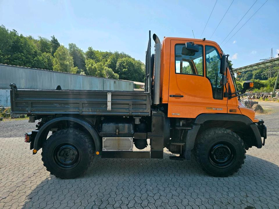 Unimog 405/10 U300 Bluetec 5 Mercedes-Benz U 300 290 400 500 UGE UGN Jotha Absetzkipper Absetzer - Truk bajak salju: gambar 3 Unimog 405/10 U300 Bluetec 5 Mercedes-Benz U 300 290 400 500 UGE UGN Jotha Absetzkipper Absetzer - Truk bajak salju: gambar 3