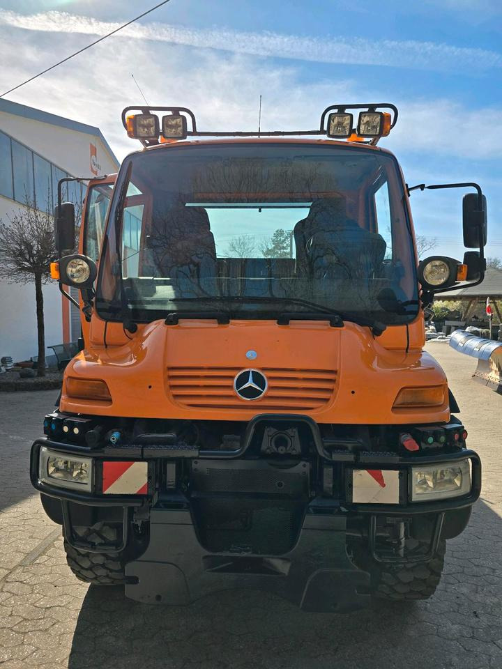 Unimog 405/10 U400 Bluetec 5 Leistungshydraulik Hydrostat U 400 500 300 Mercedes-Benz 318 218 430 423 427 - Truk bajak salju: gambar 4 Unimog 405/10 U400 Bluetec 5 Leistungshydraulik Hydrostat U 400 500 300 Mercedes-Benz 318 218 430 423 427 - Truk bajak salju: gambar 4