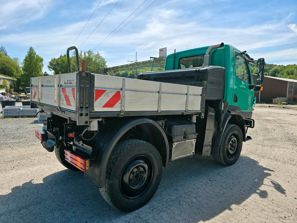 Unimog 405 U20 Mercedes-Benz Bluetec 4 U 20 290 300 400 500 UGE UGN - Truk flatbed: gambar 4 Unimog 405 U20 Mercedes-Benz Bluetec 4 U 20 290 300 400 500 UGE UGN - Truk flatbed: gambar 4