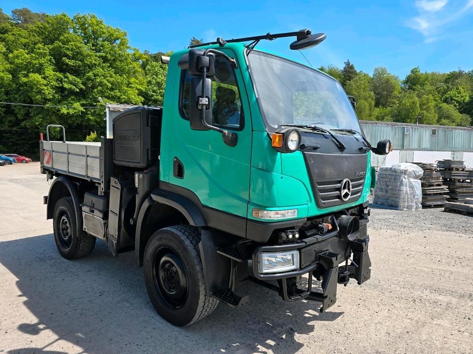 Unimog 405 U20 Mercedes-Benz Bluetec 4 U 20 290 300 400 500 UGE UGN - Truk flatbed: gambar 2 Unimog 405 U20 Mercedes-Benz Bluetec 4 U 20 290 300 400 500 UGE UGN - Truk flatbed: gambar 2