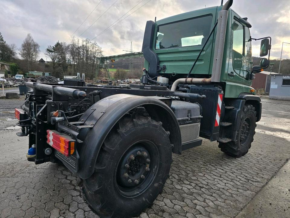 Unimog U400 AGRAR 405/10 405/12 NKS-Z-UGN-43K Mercedes-Benz UGE UGN LOF U 300 400 500 - Truk sasis, Kendaraan Kota/ Khusus: gambar 4 Unimog U400 AGRAR 405/10 405/12 NKS-Z-UGN-43K Mercedes-Benz UGE UGN LOF U 300 400 500 - Truk sasis, Kendaraan Kota/ Khusus: gambar 4