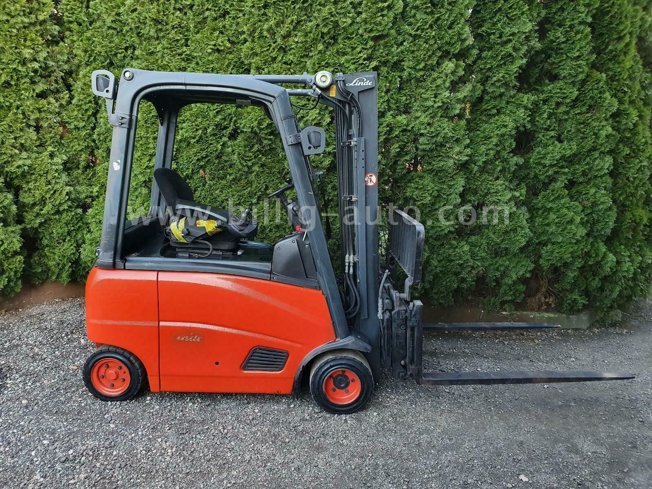 Linde E18 PH 4-Rad Seitenschieber*Zinkenverstellung* - Forklift listrik: gambar 3 Linde E18 PH 4-Rad Seitenschieber*Zinkenverstellung* - Forklift listrik: gambar 3