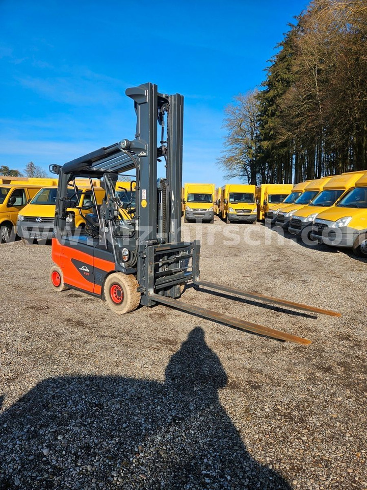Linde E25 R Roadster , 6.880mm Hubhöhe, StVZO hydr. Zi - Forklift listrik: gambar 2 Linde E25 R Roadster , 6.880mm Hubhöhe, StVZO hydr. Zi - Forklift listrik: gambar 2