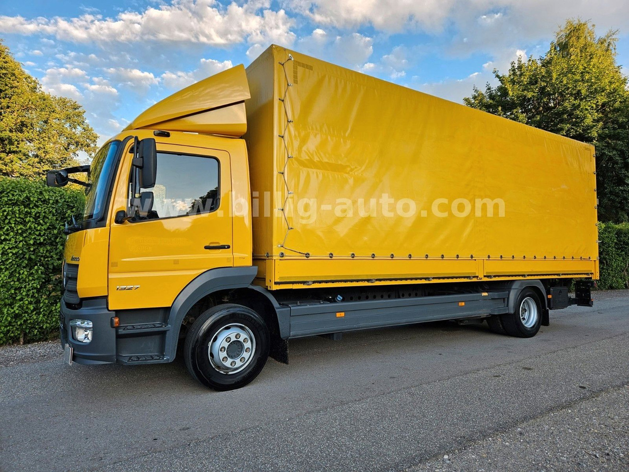 Mercedes-Benz Atego 1327 L * BREMS/SPUR-ASS*DIFF.*LBW*AHK*7.2m - Truk dengan terpal samping: gambar 3 Mercedes-Benz Atego 1327 L * BREMS/SPUR-ASS*DIFF.*LBW*AHK*7.2m - Truk dengan terpal samping: gambar 3
