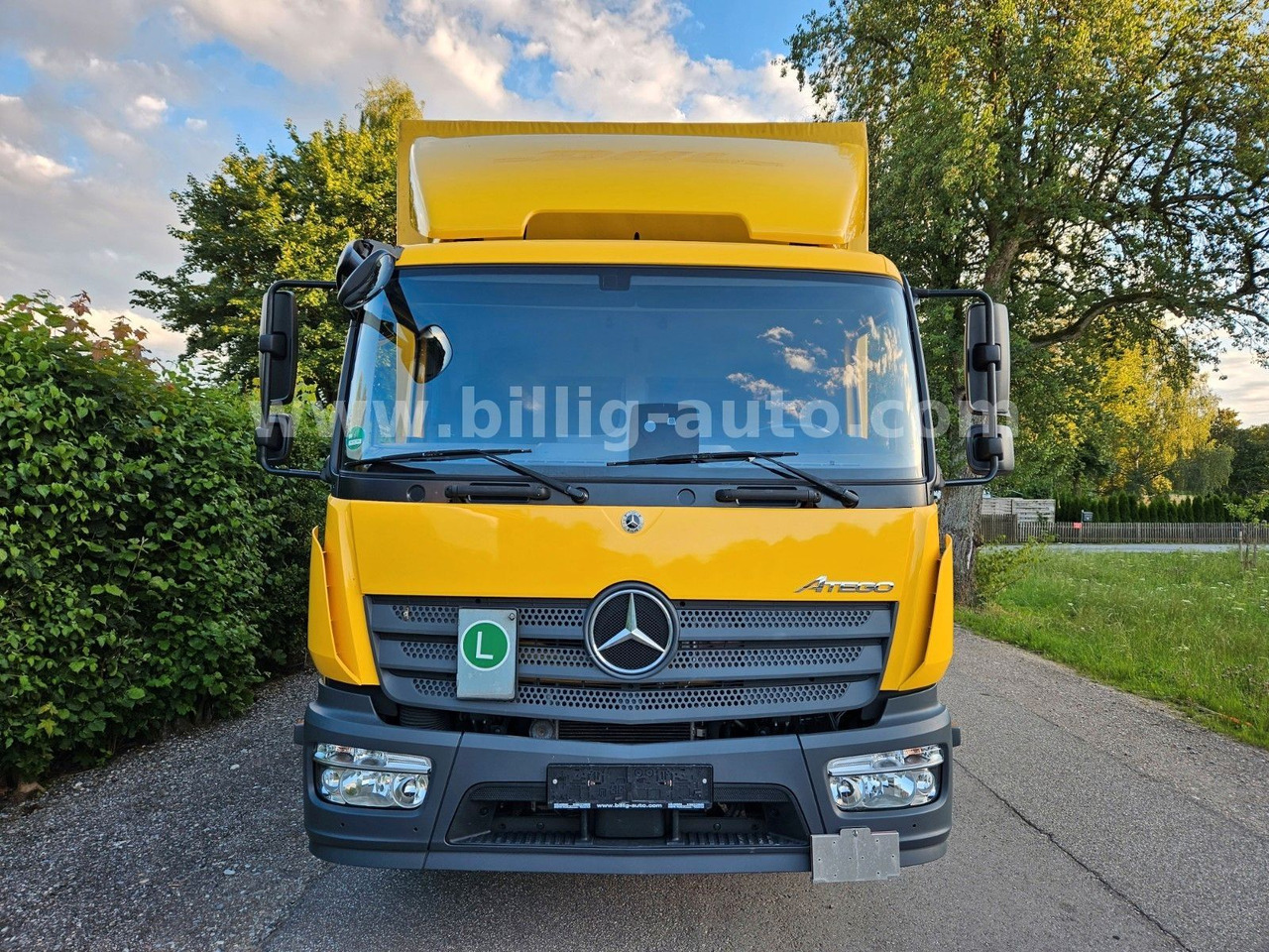 Mercedes-Benz Atego 1327 L * BREMS/SPUR-ASS*DIFF.*LBW*AHK*7.2m - Truk box: gambar 4 Mercedes-Benz Atego 1327 L * BREMS/SPUR-ASS*DIFF.*LBW*AHK*7.2m - Truk box: gambar 4