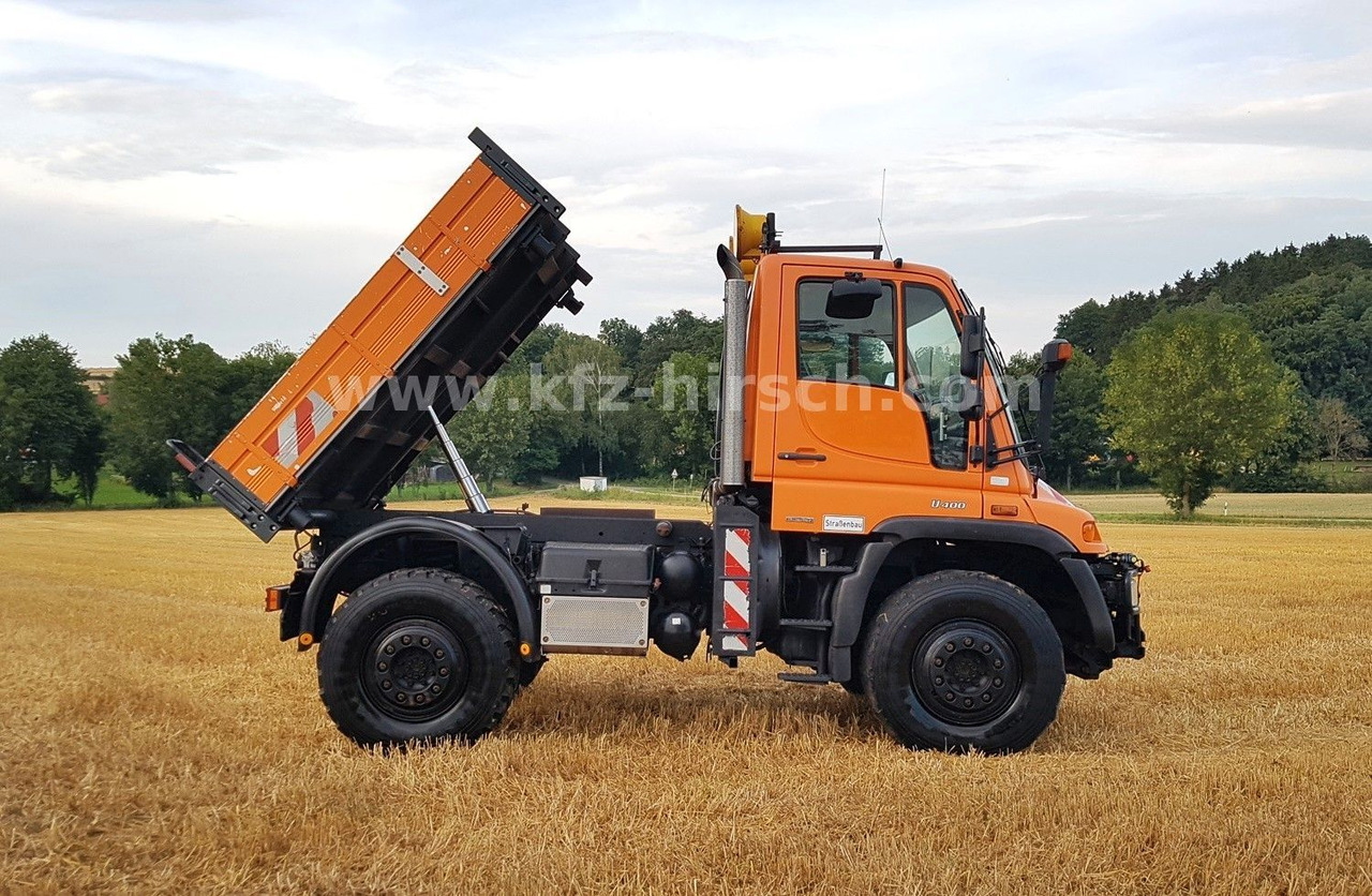 Unimog U400 405/12*HYDROSTAT*VARIOPILOT*Euro4*Kipper - Truk jungkit: gambar 2 Unimog U400 405/12*HYDROSTAT*VARIOPILOT*Euro4*Kipper - Truk jungkit: gambar 2