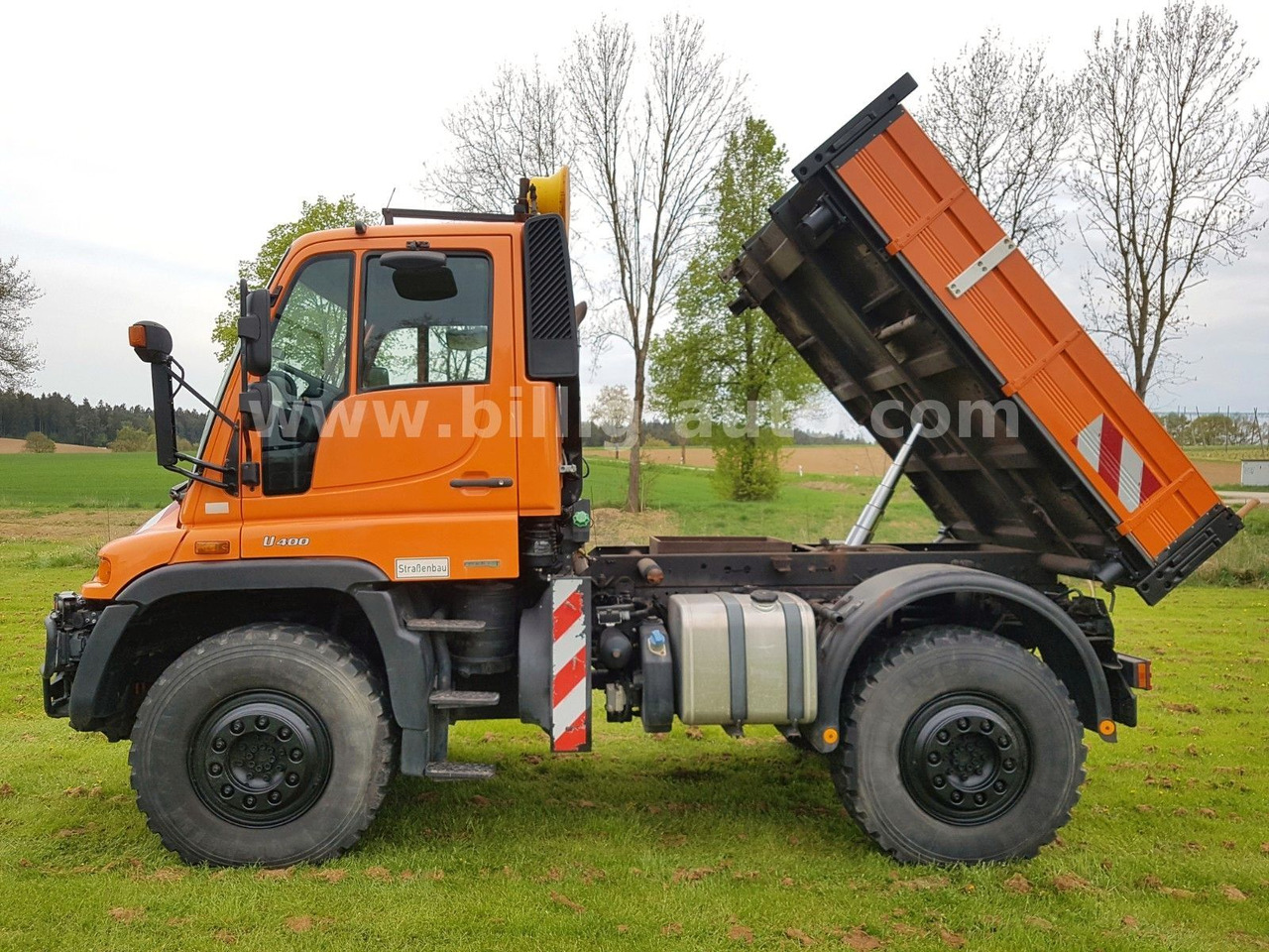 Unimog U400 405/12*HYDROSTAT*VARIOPILOT*Euro4*Kipper - Truk jungkit: gambar 3 Unimog U400 405/12*HYDROSTAT*VARIOPILOT*Euro4*Kipper - Truk jungkit: gambar 3