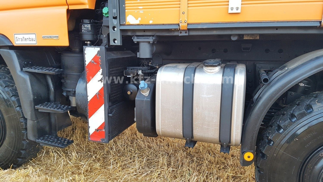 Truk jungkit Unimog U400 405/12*HYDROSTAT*VARIOPILOT*Euro4*Kipper: gambar 7 Truk jungkit Unimog U400 405/12*HYDROSTAT*VARIOPILOT*Euro4*Kipper: gambar 7