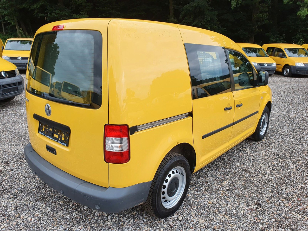 Volkswagen Caddy 2.0 SDI*1.Hand*2-Sitzer*2xSchiebetüre - Van penumpang: gambar 3 Volkswagen Caddy 2.0 SDI*1.Hand*2-Sitzer*2xSchiebetüre - Van penumpang: gambar 3