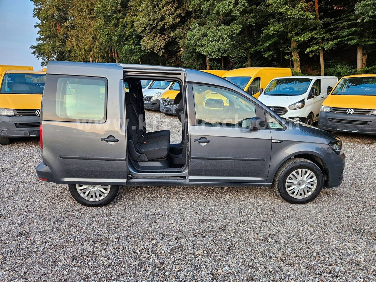 Volkswagen Caddy Temp*Sitzhzg*Navi*Blueth*2xSchiebetüre*1Hd - Van penumpang: gambar 3 Volkswagen Caddy Temp*Sitzhzg*Navi*Blueth*2xSchiebetüre*1Hd - Van penumpang: gambar 3