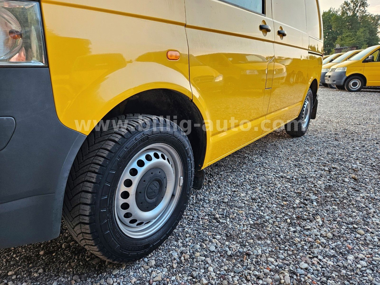 Volkswagen T5 1.9 TDI 2xSchiebetüre Scheckheft Bulli Kasten - Van penumpang: gambar 5 Volkswagen T5 1.9 TDI 2xSchiebetüre Scheckheft Bulli Kasten - Van penumpang: gambar 5
