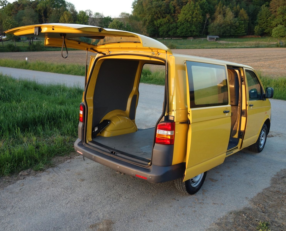 Volkswagen T5 1.9 TDI Transporter 2xSchiebetüre 1.Hand - Van penumpang: gambar 5 Volkswagen T5 1.9 TDI Transporter 2xSchiebetüre 1.Hand - Van penumpang: gambar 5