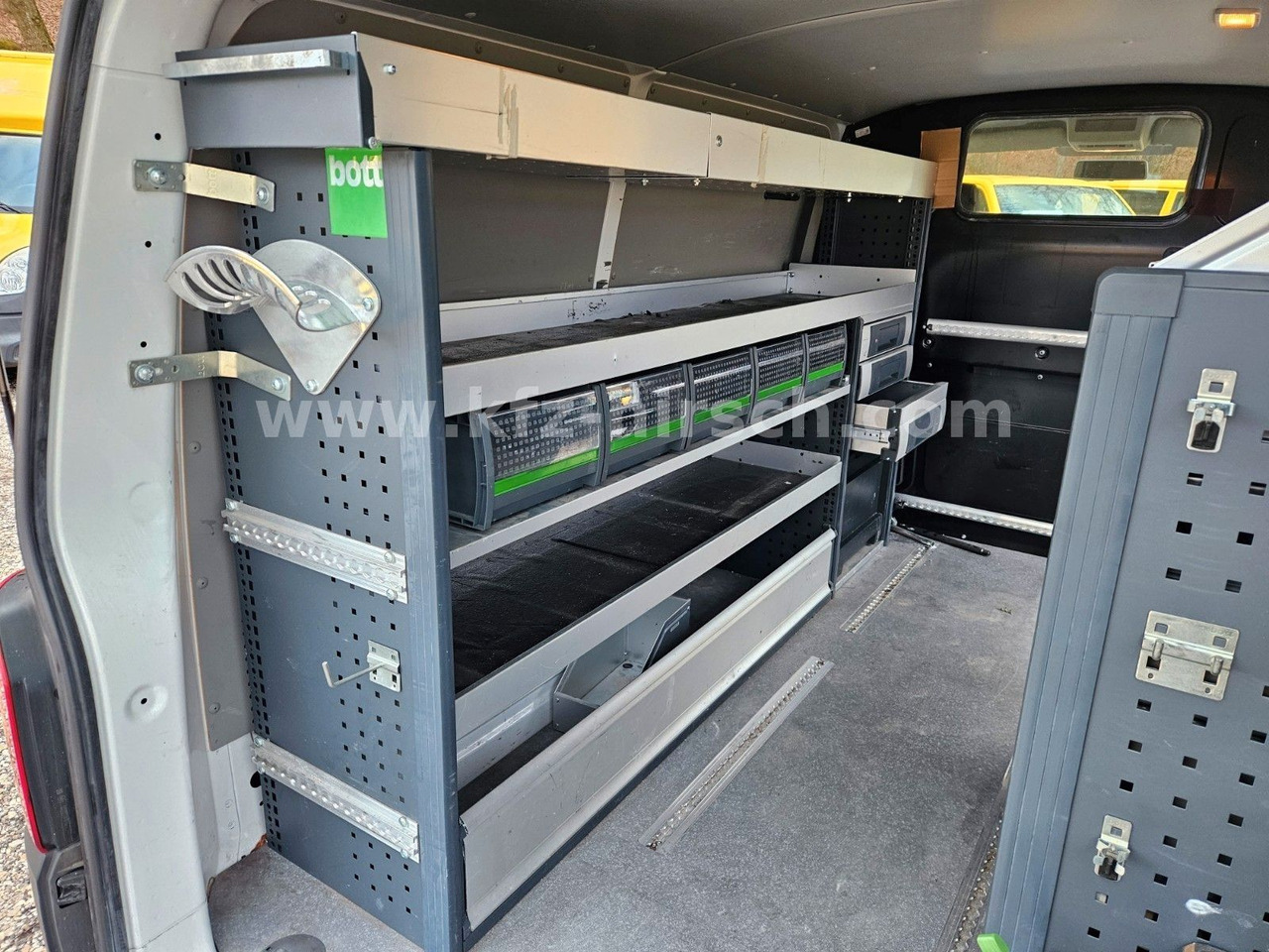 Volkswagen T6 Automatik/ DSG Sortimo Stdhzg Werkstatt 1.Hd - Van penumpang: gambar 4 Volkswagen T6 Automatik/ DSG Sortimo Stdhzg Werkstatt 1.Hd - Van penumpang: gambar 4