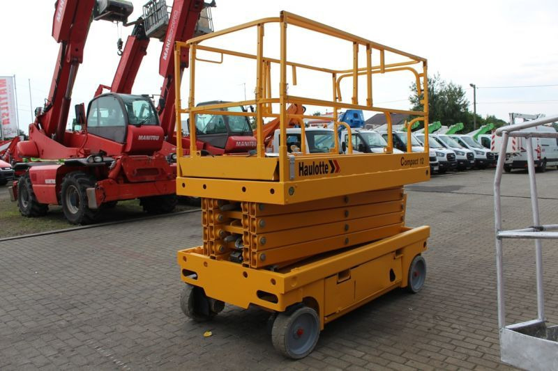 Haulotte podnośnik nożycowy elektryczny 12 m Haulotte Compact 12 - Scissor lifts: gambar 5 Haulotte podnośnik nożycowy elektryczny 12 m Haulotte Compact 12 - Scissor lifts: gambar 5